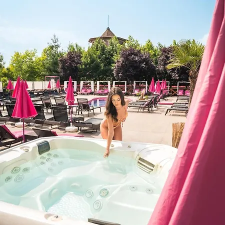 Resort The Wind Mills Hydropark 4*