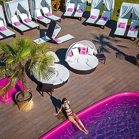 Resort The Wind Mills Hydropark Gorna Malina