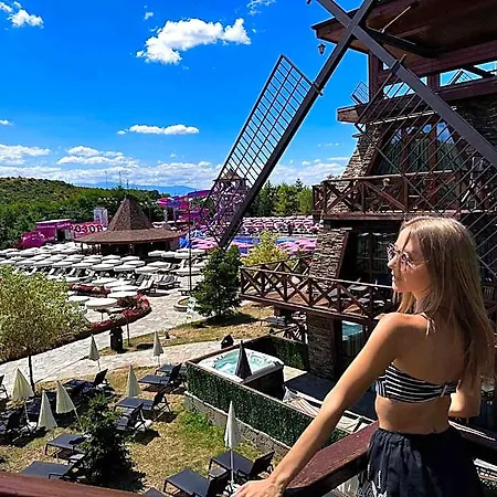 The Wind Mills Hydropark Resort